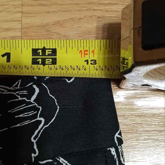 White House Black Market Cropped Flare Pants. EUC. Size 00. - Picture 7 of 9